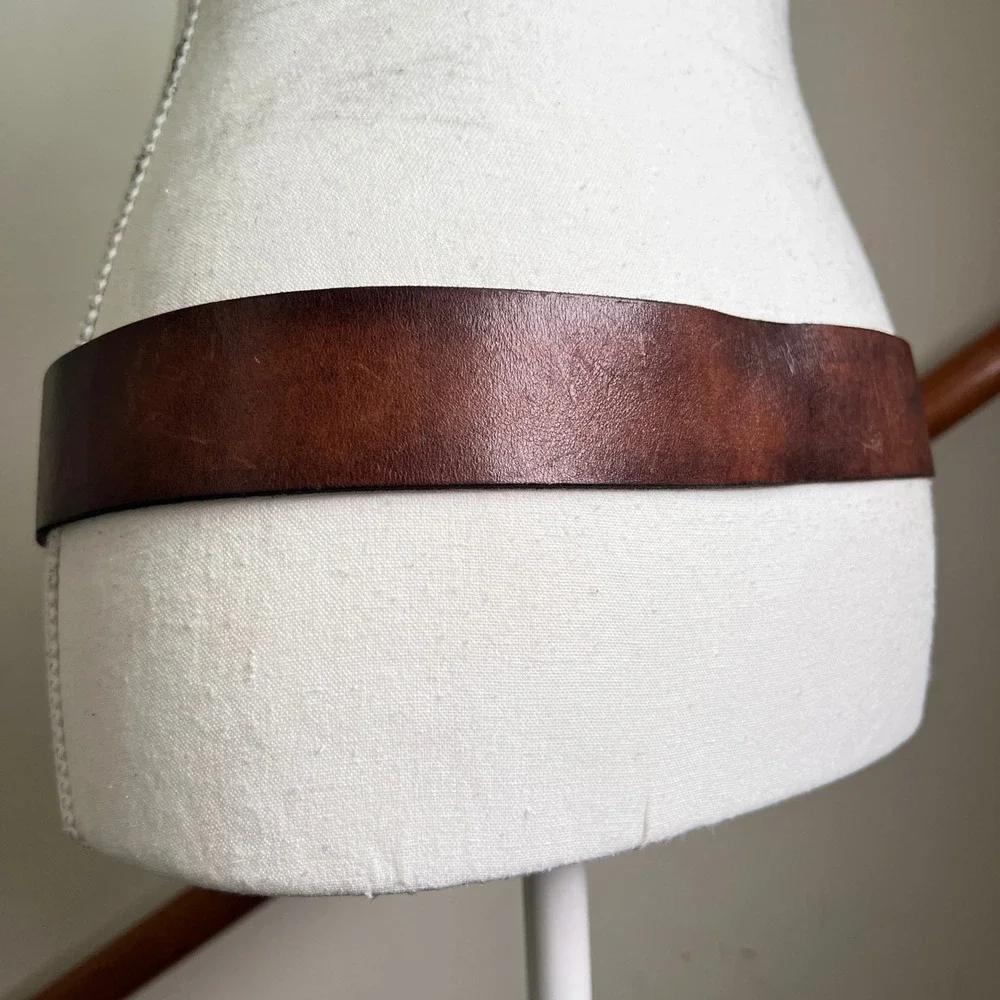 Vintage Gap Belt Large Brown Genuine Leather Wide Silver Circle Buckle 90s
